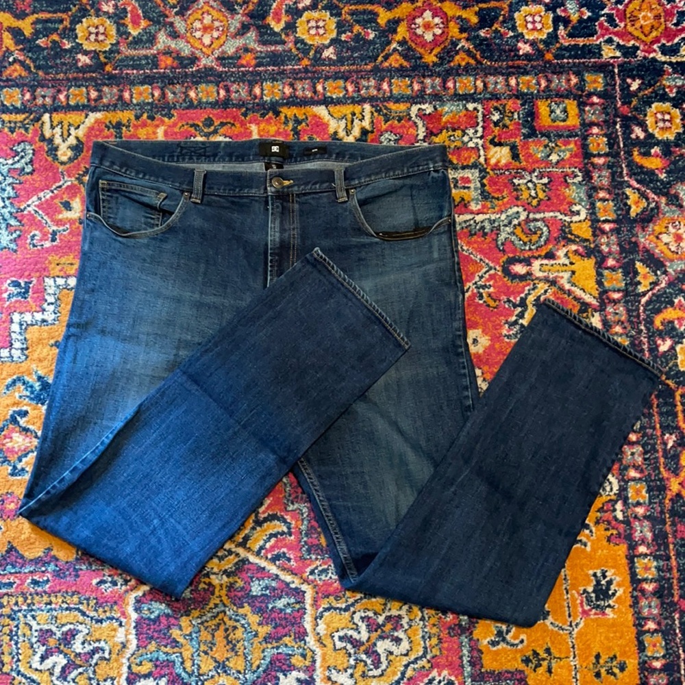 DC Slim Jeans | 38 W x 31 L